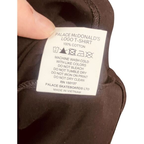 Palace  McDonald's Graphic Short Sleeve Tee Shirt - Picture 10 of 10